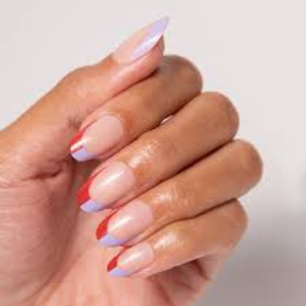 NWT Chill Tips Reusable Press-On Manicure Kit - Picture 2 of 11